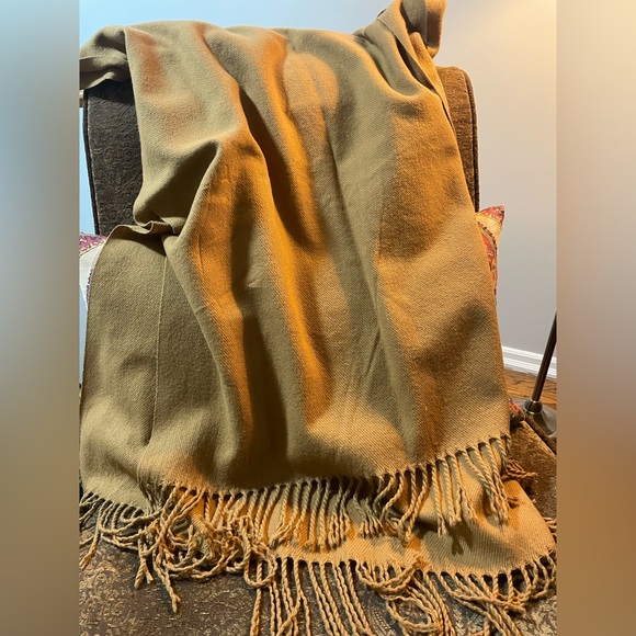 Tan Vero Moda scarf - Picture 3 of 5